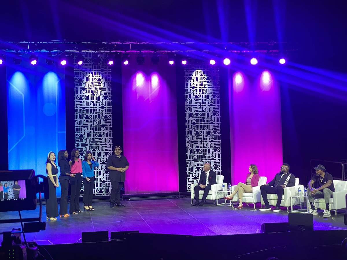 atmsenior's tweet photo. We are so proud of both our teams, Team Hear Me Out and Team Social Seniors for their pitches at the @FtxHackathon @FTXArena @cshinn2 @MDCPSNorth @SuptDotres @AlayonSally @luciabaezgeller @verenanro GO SHARKS! π¦π¦π¦π¦ #FTX #FTXHackathon https://t.co/kkDv5FRfvw