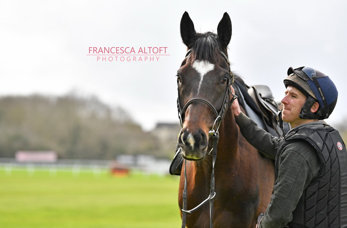 Francesca Altoft tweet media