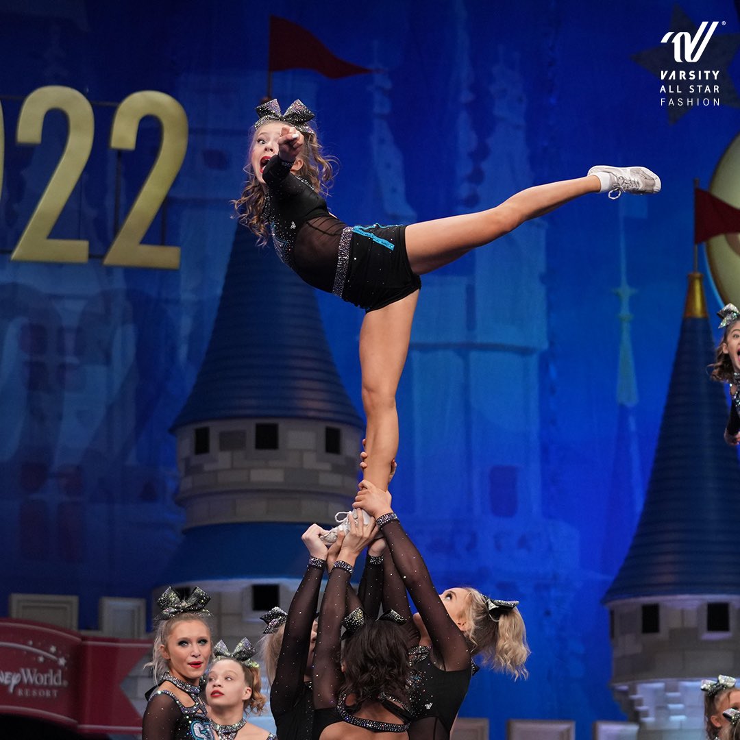 A big congratulations to Fashionista @CEAMATTEA &amp; <a href="/CEA_SJX_Jaws/">CEA SJX Junior Jaws</a> for being named the 2022 #UCAallstar L6 Junior Coed  + Triple Crown 𝑪𝒉𝒂𝒎𝒑𝒊𝒐𝒏𝒔! 🏆👑👑👑 #ChampionsWearVarsity