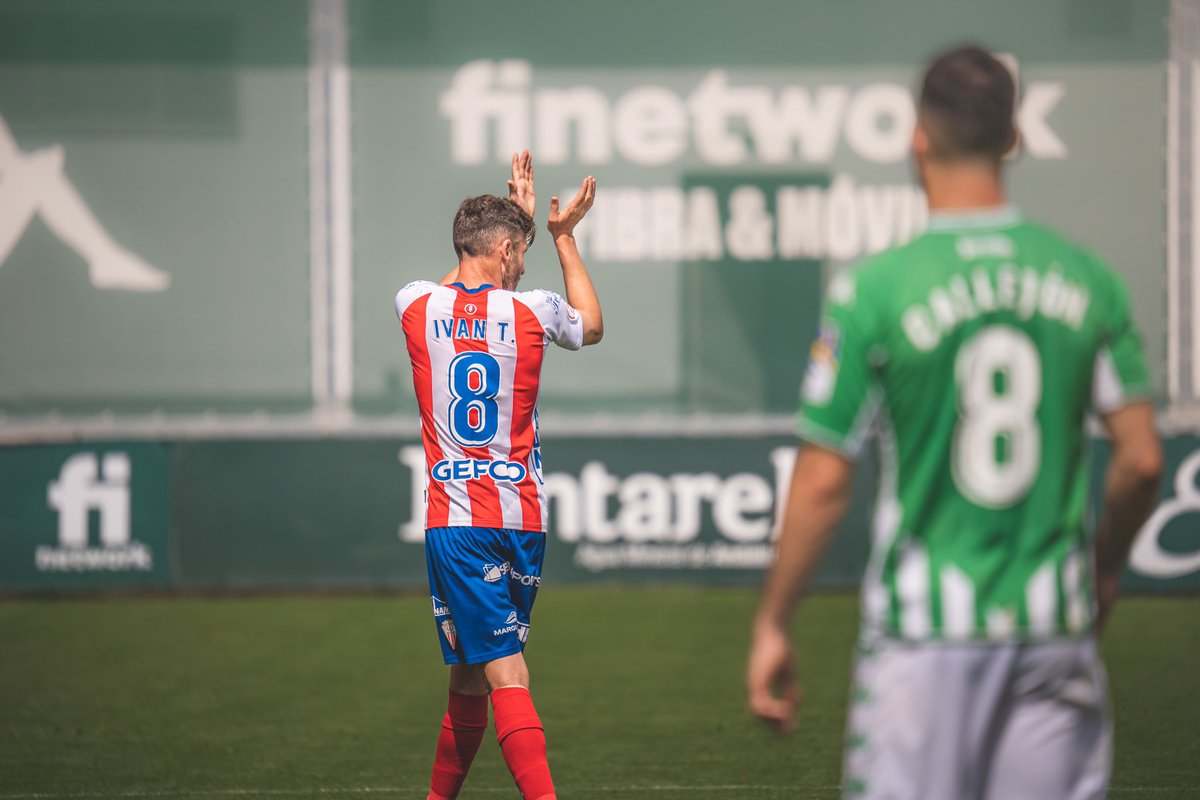 Algunas imágenes del partido de hoy del <a href="/algecirascf/">Algeciras CF</a> 3 puntos más que acercan al equipo a puestos de Playoff
