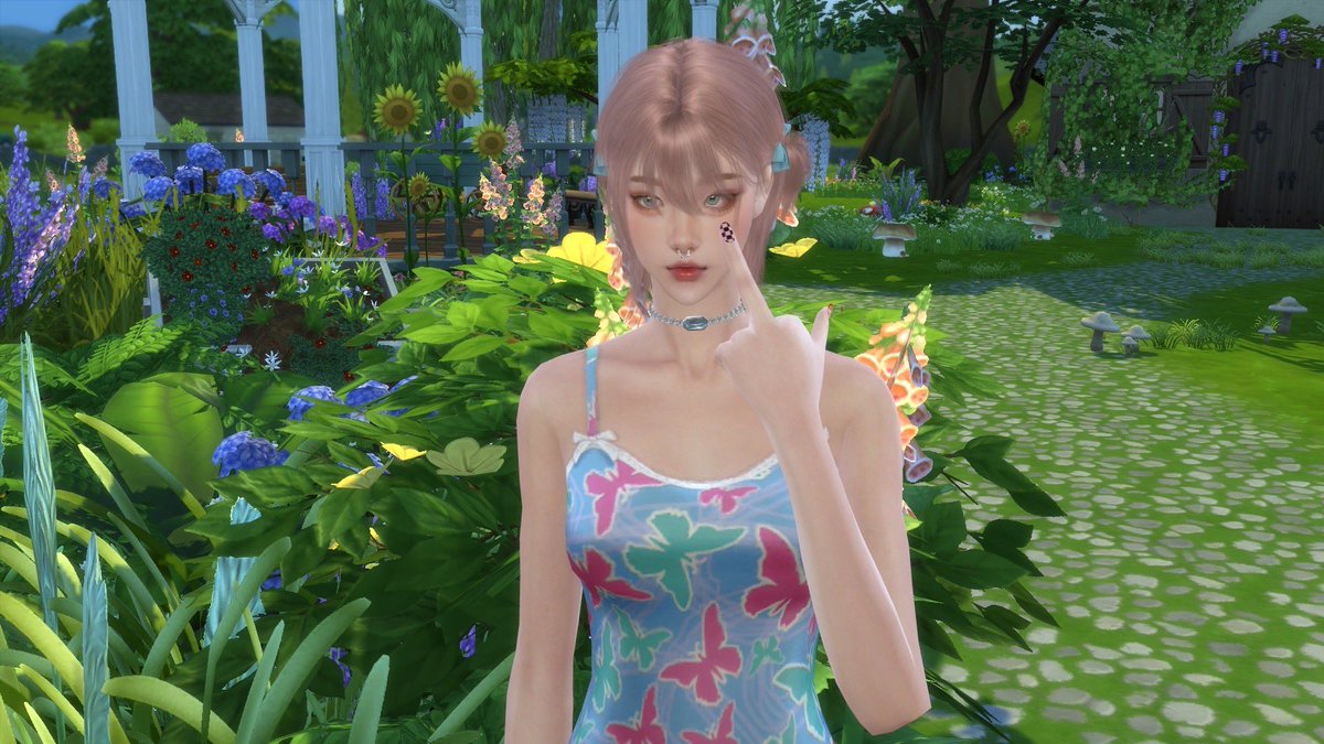 Colonylyn's tweet image. #Ts4