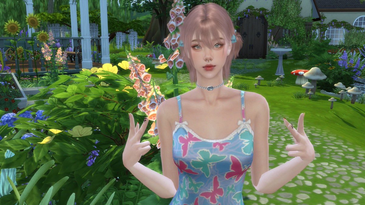 Colonylyn's tweet image. #Ts4