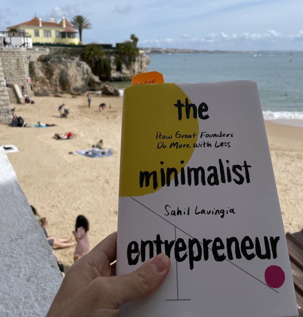 cseguinlz's tweet photo. Finally!
Thanks @shl for the gift (and the chat) and kudos to @bentossell and the @makerpad team for organising.
It took 3 months to reach Lisbon, well worth the wait though, picturing what life could be when following the minimalist way
ππΌ#mpnc4 https://t.co/GvaLfcZRD4