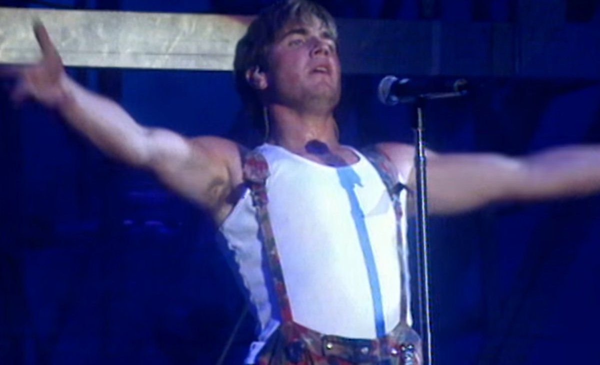 Normsi2's tweet photo. @takethat #NobodyElseTour โค https://t.co/2rg6bKTrX5
