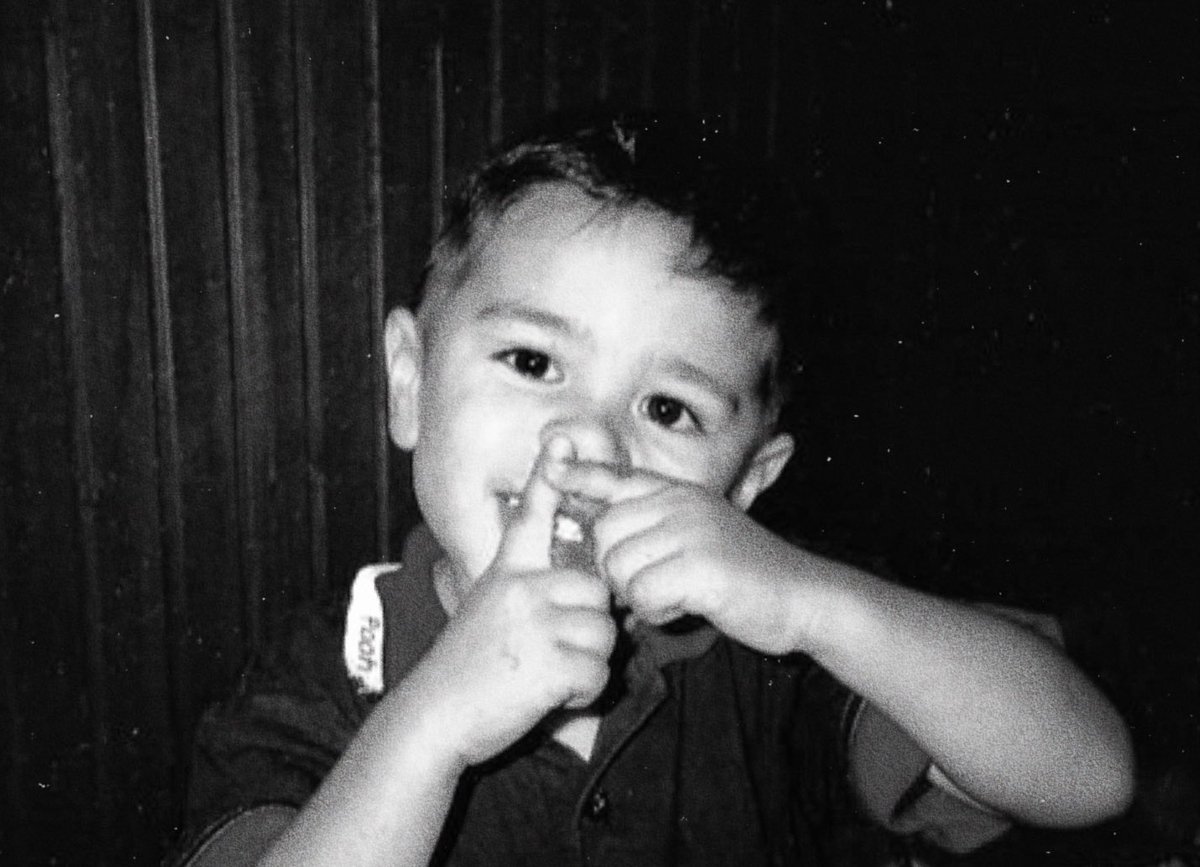 SheldRiley's tweet photo. Happy 23rd Birthday Little Sheld!! We Made It! Haha ⚔️♡ It hasn’t been an easy one but EVERY moment (good &amp; bad) has made us who we are today! 
This year is DEFINITELY one to celebrate!! This one will be the one, I can feel it! :’) https://t.co/Dw5dm5VuOE
