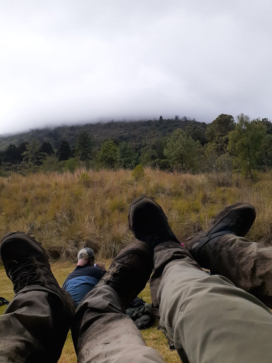 neykerforoz's tweet photo. Hoy el #volcansantamaria no nos recibió nada bien, tormenta de las buenas, pero es parte de la aventura https://t.co/5msI4UI94P