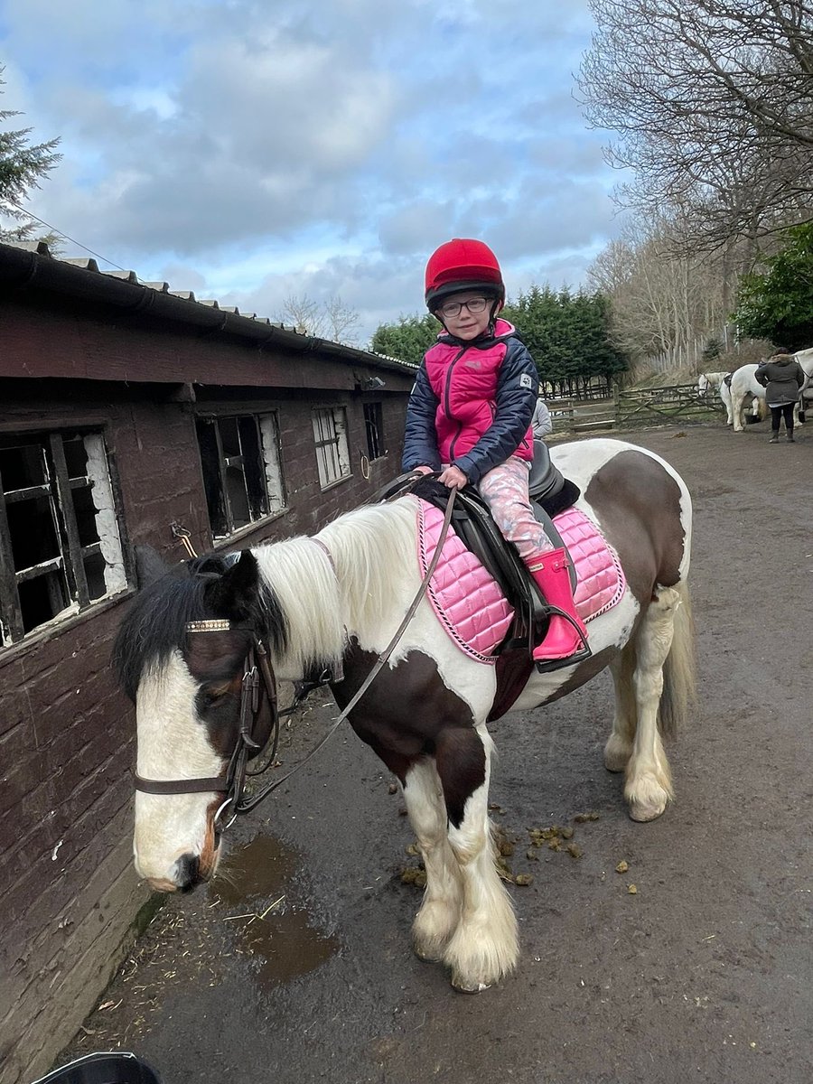 Rach_G34's tweet photo. One year ago today, we were told isla had a brain tumour, today she’s having her second horse riding lesson! What an amazing 12 months we’ve had despite everything else we’ve had going on 🐴🦄⭐️💖👨‍👩‍👧‍👦x https://t.co/na6VQfpNNc