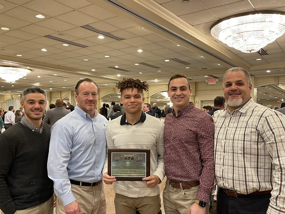 Honored to be named to the Super 100 All State Football Team. Thank you to my coaches for nominating me and my mom for always supporting ♥️ <a href="/HawthorneFB/">Hawthorne Football</a> <a href="/CoachGrof/">Coach Grofsick</a>