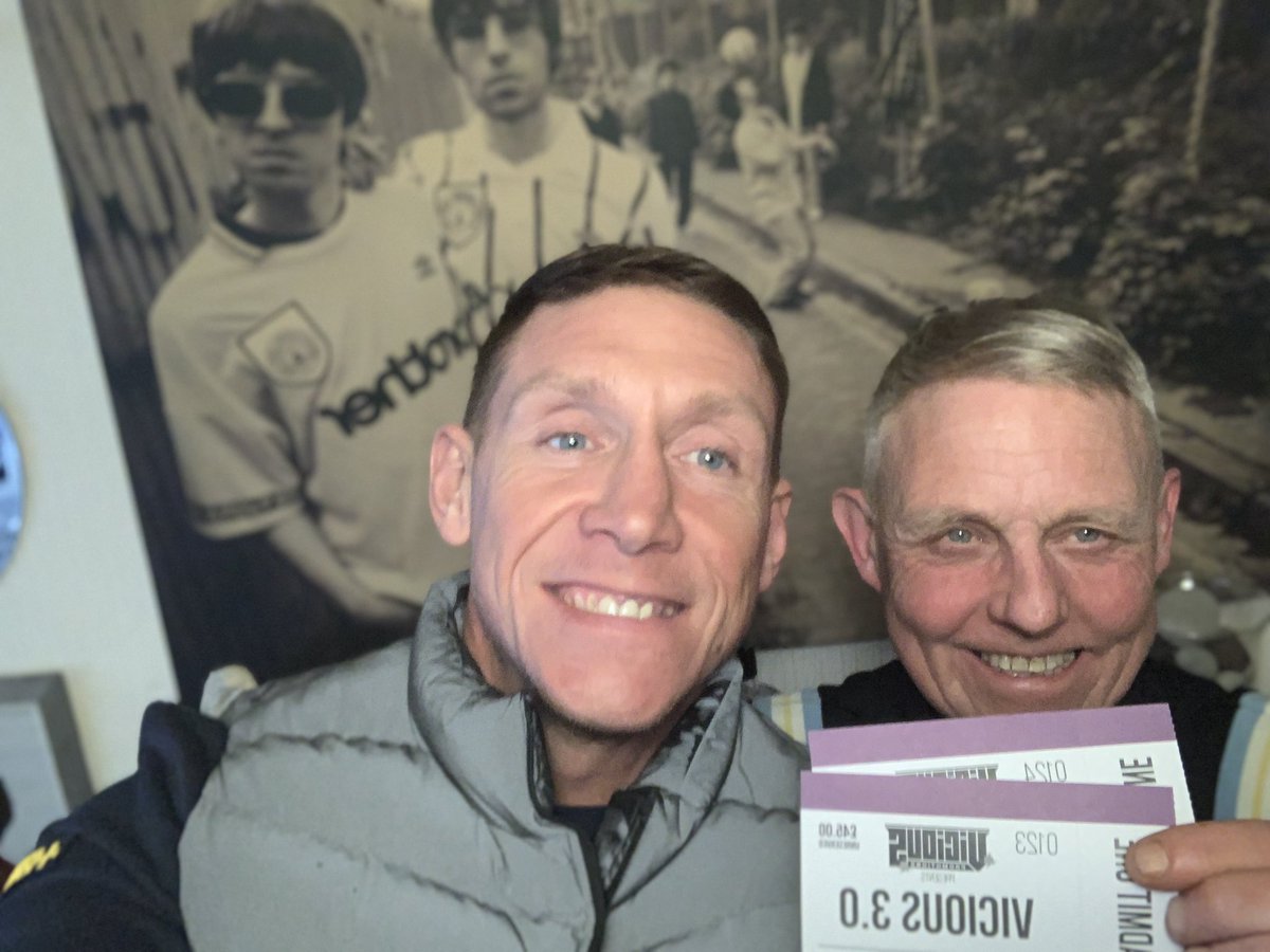 Anthony Phythian tweet media