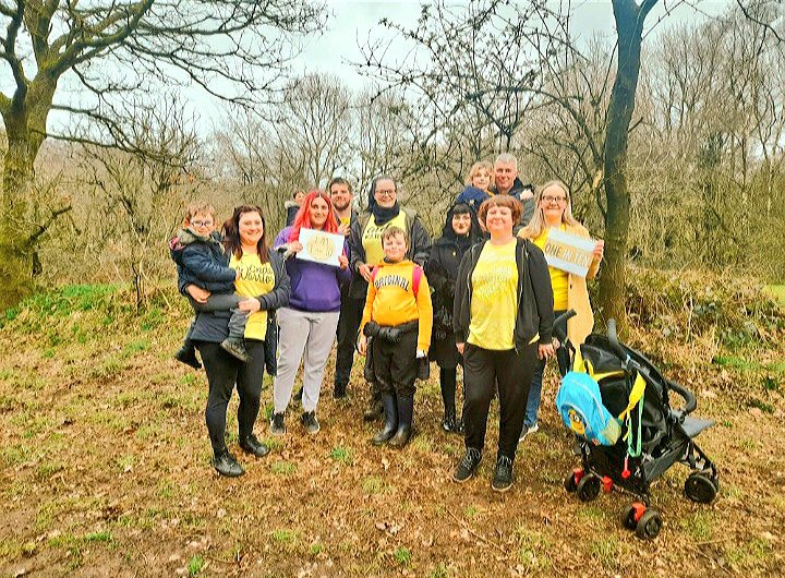 EndoUKStaffs's tweet photo. Our group enjoyed a brilliant social walk at Barlaston Downs this afternoon with our families and dogs 🥰💛🎗🌈 keep an eye out for the next one coming soon at a different location 🥰💛🎗
#EndometriosisAwarenessMonth #Iam1in10 #EndoTheStigma @EndometriosisUK xx https://t.co/bUA1Laao10