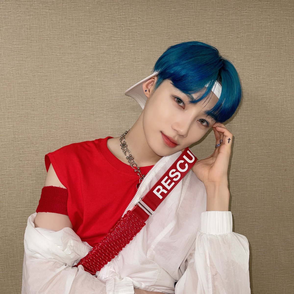 hwallshy's tweet photo. melhoras chanhee, vai dar tudo certo e logo logo você vai estar bem. se cuide direitinho, te amo!

#GetWellSoonNEW
#GetWellSoonChanhee https://t.co/MYylMBBAsv