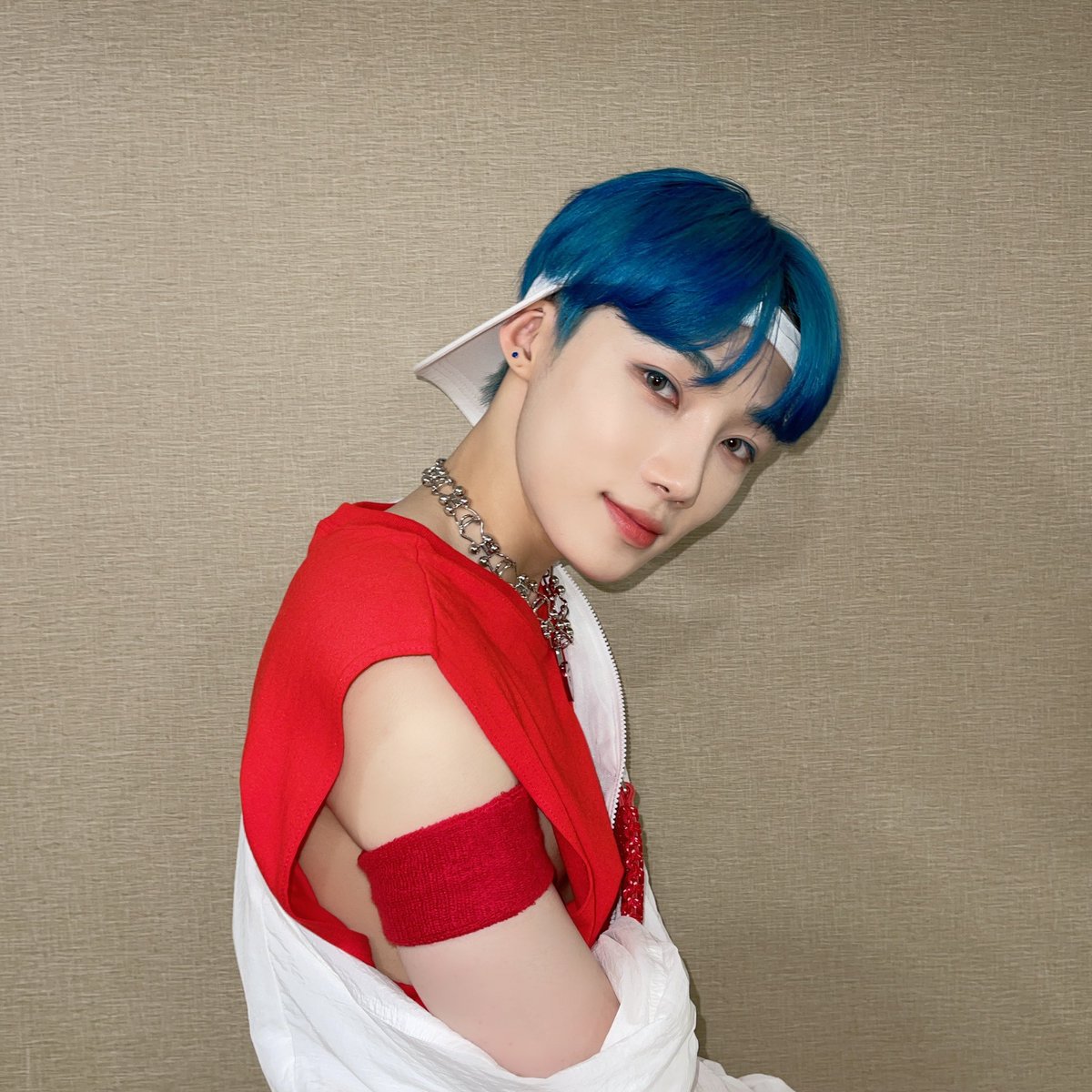 hwallshy's tweet photo. melhoras chanhee, vai dar tudo certo e logo logo você vai estar bem. se cuide direitinho, te amo!

#GetWellSoonNEW
#GetWellSoonChanhee https://t.co/MYylMBBAsv