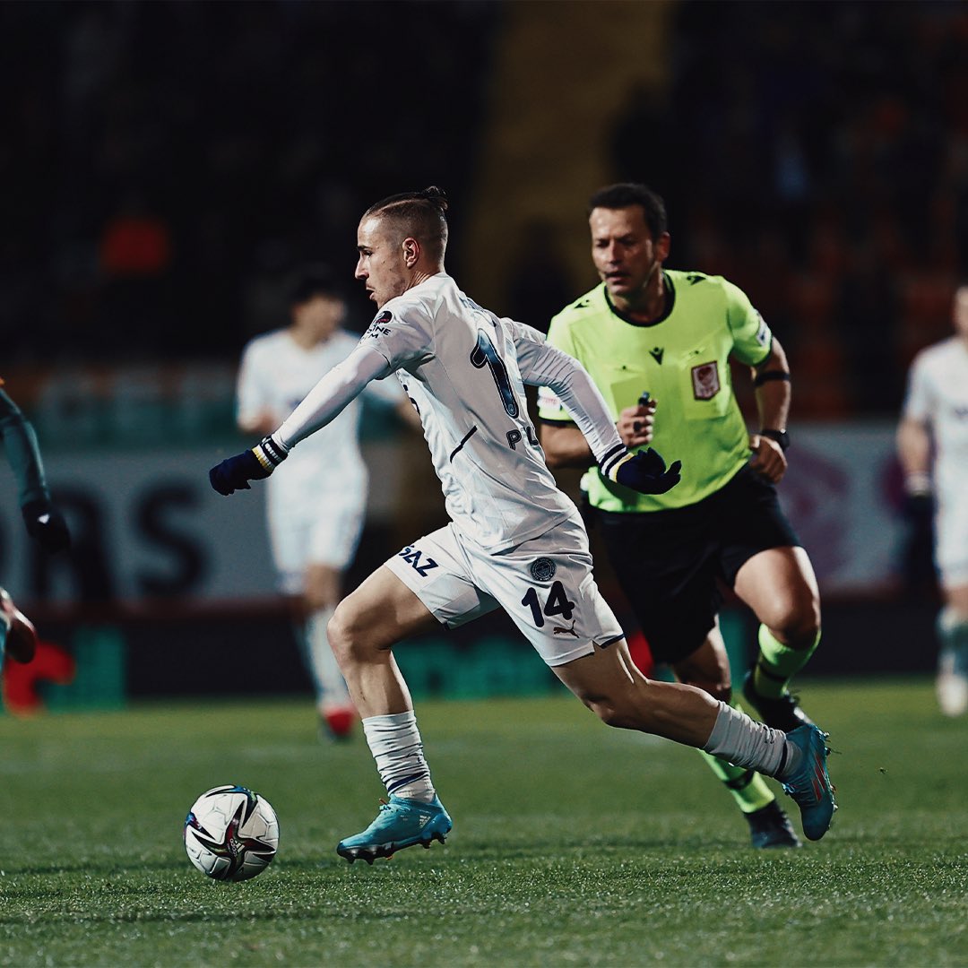 pelkas's tweet photo. Solid performance ! Happy to get on the scoresheet #YasaFenerbahce #DP14 https://t.co/LYdxQizgGy