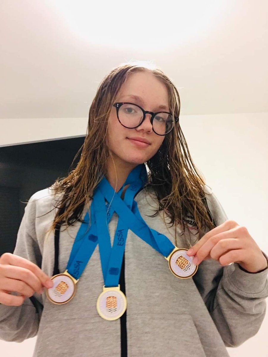 Ben Whaymand (@whaymand_ben) on Twitter photo ENGLISH ๐ด๓ ง๓ ข๓ ฅ๓ ฎ๓ ง๓ ฟ schools junior CHAMPION at 200m breaststroke ๐ฅ๐ช๐โโ๏ธ๐ฅ The nerves of yesterday gone and she took it in her stride.
2 Golds and 3 Bronze in the 71st Inter-Divisional England Schools Championships.
<a href="/TCS_PE_DEPT/">TCS PE Dept</a> <a href="/MaxwellSwimClub/">Maxwell Swim Club</a> <a href="/EliteServicesE/">Elite Services Environmental Limited</a> ENGLISH ๐ด๓ ง๓ ข๓ ฅ๓ ฎ๓ ง๓ ฟ schools junior CHAMPION at 200m breaststroke ๐ฅ๐ช๐โโ๏ธ๐ฅ The nerves of yesterday gone and she took it in her stride.
2 Golds and 3 Bronze in the 71st Inter-Divisional England Schools Championships.
<a href="/TCS_PE_DEPT/">TCS PE Dept</a> <a href="/MaxwellSwimClub/">Maxwell Swim Club</a> <a href="/EliteServicesE/">Elite Services Environmental Limited</a>