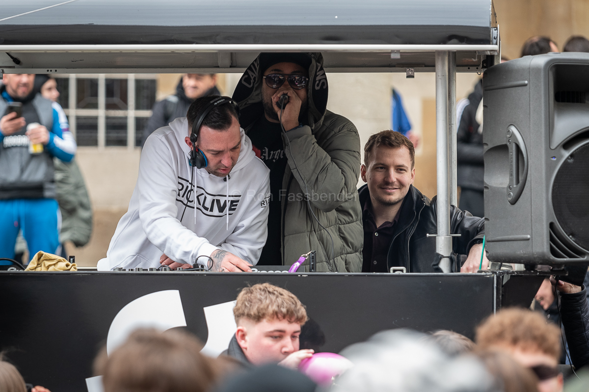 Ron Fassbender tweet media