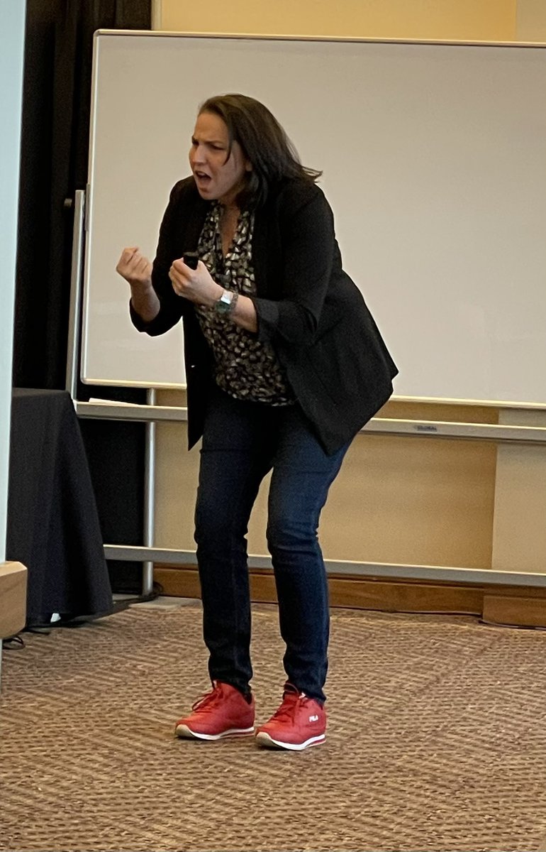 mandyknows's tweet photo. So engaging #thesimplifiers #SXSW https://t.co/UbZVFvbjWl