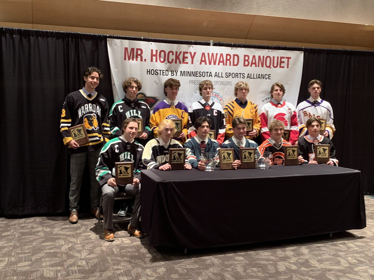 What a great day celebrating our teammates <a href="/GrubaLeo/">Leo Gruba</a> and <a href="/dylan_godbout/">Dylan Godbout</a> at the <a href="/MrHockeyAward/">Mr. Hockey Minnesota</a> banquet! 

Congratulations to all of the finalists! 

#RollPios | #HMPioneers | #Pioneers