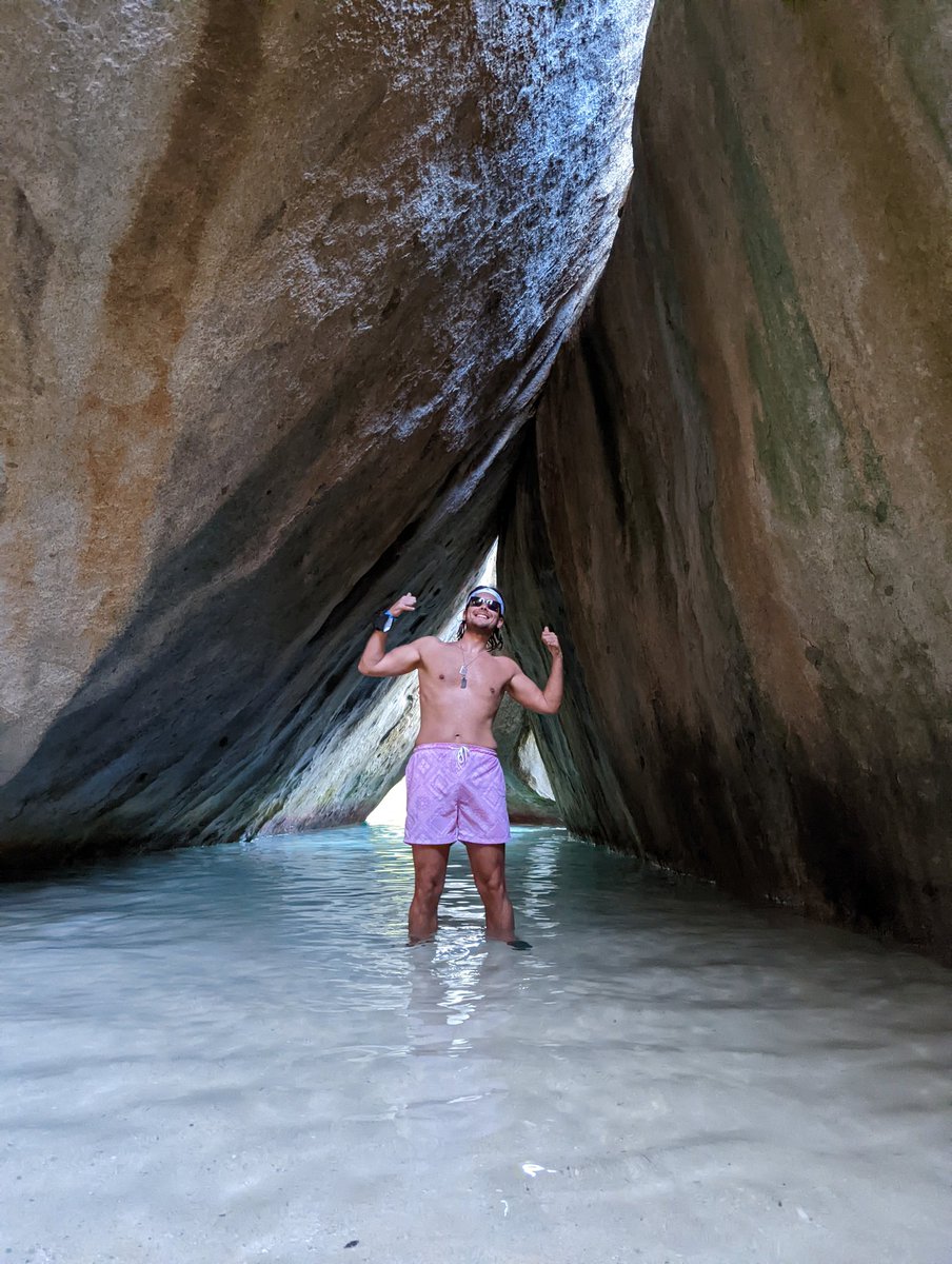 SmithicalBeast's tweet photo. Virgin Islands https://t.co/uueB8X0mMO
