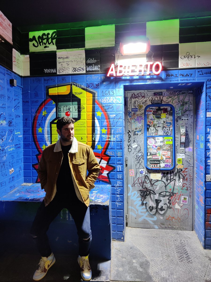 arise_r's tweet photo. broken hearts club ๐ out soon
#StreamCo https://t.co/YIhjbaeUEf