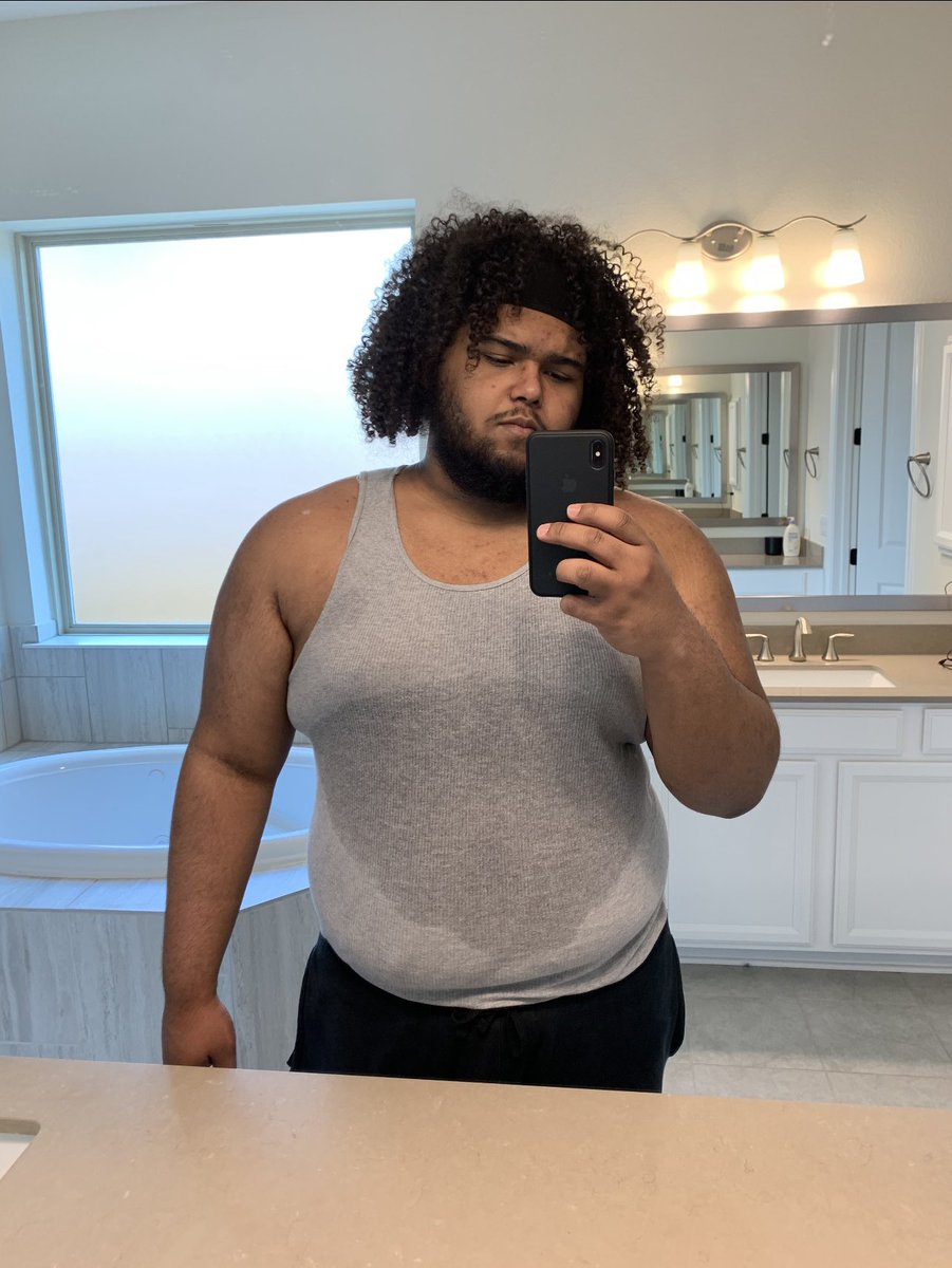 SoGrizzy's tweet image. I wish I made more progress, but it’s still dope to see the difference a year can make. 

May 2021 - March 2022