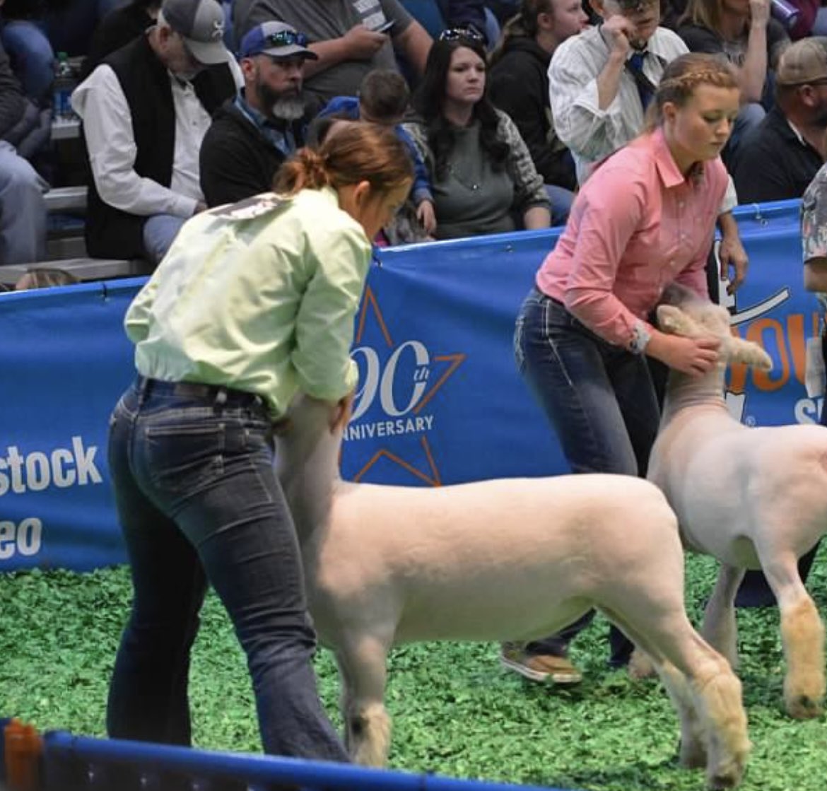 AllieFloyd2022's tweet image. Last Houston Livestock Show &amp;amp; Rodeo in the books. #anotherlast #senioryear