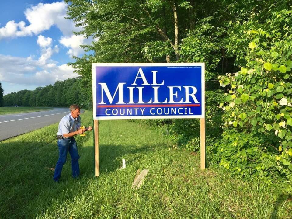 AlMiller4Cecil's tweet photo. Team Miller is on the move putting up signs! If you would like one please contact us. We have 3 different sizes and car magnets are available. Thank you for your continued support!
#almiller2022countycouncil https://t.co/hBogXIBO3N