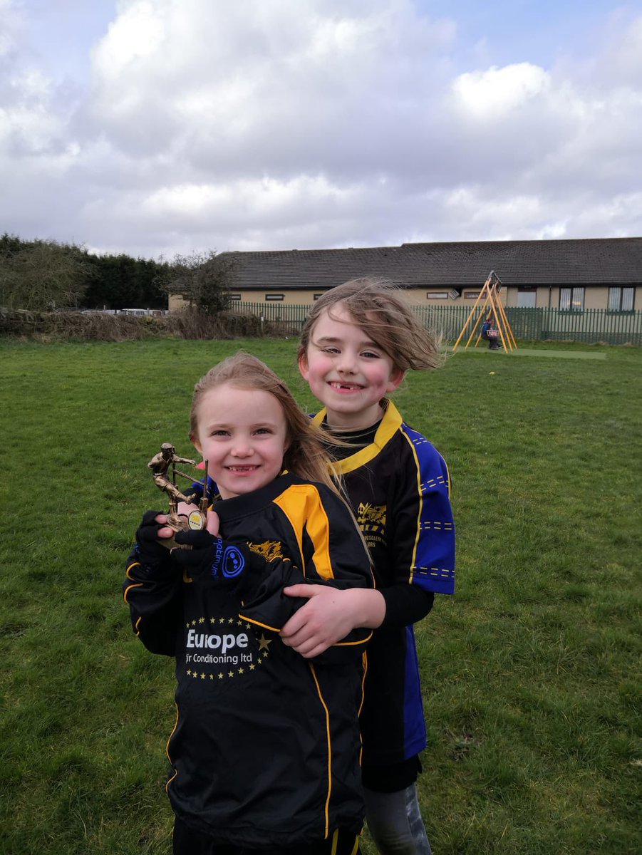 Look at the joy in the faces of our U8/7. Charlotte received the coaches award and the team celebrated. Lucy picked her up for everyone to see. Love their toothless smiles.  Rugby happiness at its best! 🏉🎉<a href="/SalemRFC/">Bradford Salem RFC</a>  <a href="/WestRugbyRFU/">England Rugby WYorks</a>  <a href="/yorkshire_rfu/">YorkshireRFU</a>
