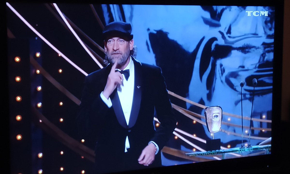 marcllabina's tweet photo. ¿Habéis pensado en un James Bond sordo?  Ganes de veure Coda #BAFTA https://t.co/5Ci3kzh4Fq