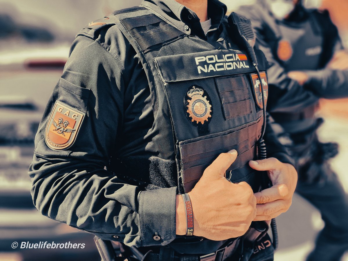 Nos mueve un impulso interno innato.
⚫️🔵⚫️
#BlueLifeBrothers #CaminamosJuntos #policias #police #policia