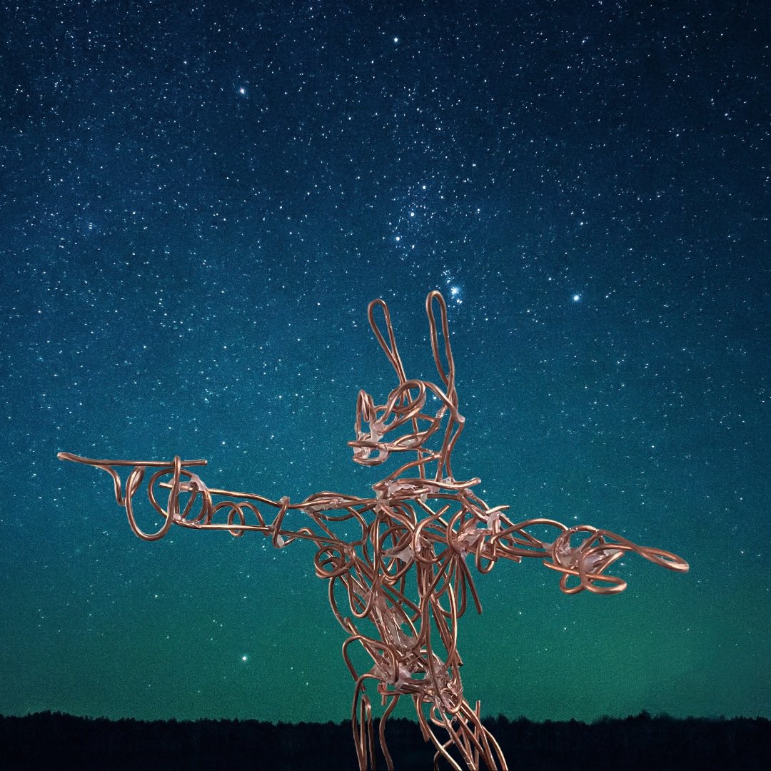 frenchymeta's tweet photo. The Complete Copper collection featuring new editions of the Lunarnaut and the 2nd version of the Martian, my 2 brand new characters from #lastdayonmars. These sculptures are made from 100% copper and brought to life in our digital galerie. 

https://t.co/l40tyZF599 https://t.co/U8B3Mr2oTh