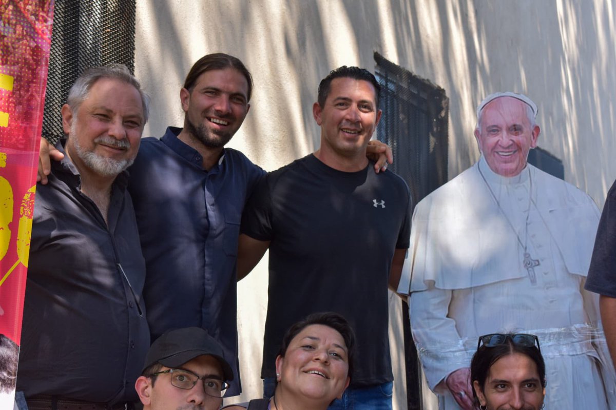 Sergio_OrtizOk's tweet photo. Compartí la misa oficiada por el Padre Tano Angelotti en la Parroquia San José. Un encuentro especial porque celebramos también los #9añosdeFrancisco 
Gracias a los compañeros de Factor Francisco por la invitación. 
#FratelliTutti https://t.co/Nc0pbZHe0s