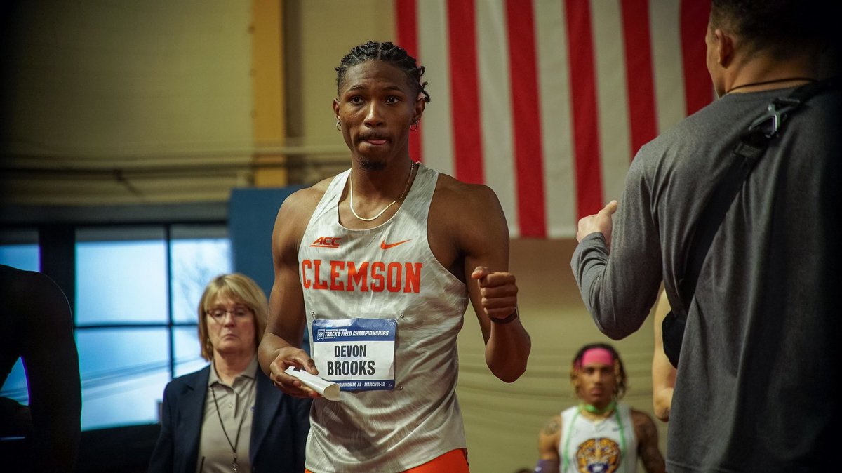 This Indoor season might not have ended the way I would’ve wanted it to but, overall it was a successful indoor season finished with the 3rd fastest time in the country and 12th fastest in the world this year also getting Clemson’s school record. 🙏🏾