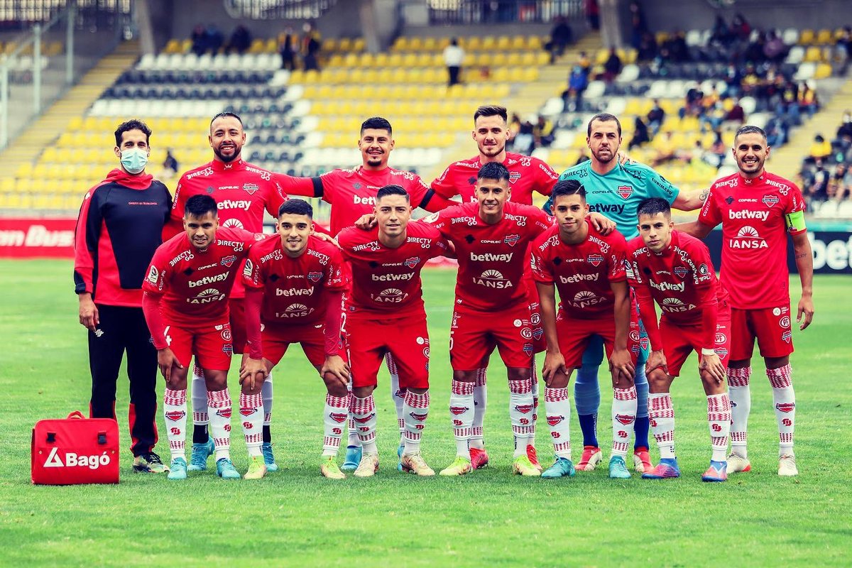 fedemateos20's tweet photo. Partido importante para seguir dando pelea, vamos por más 🇨🇱🇦🇷👹

Ñublense https://t.co/M7qAaOnQql