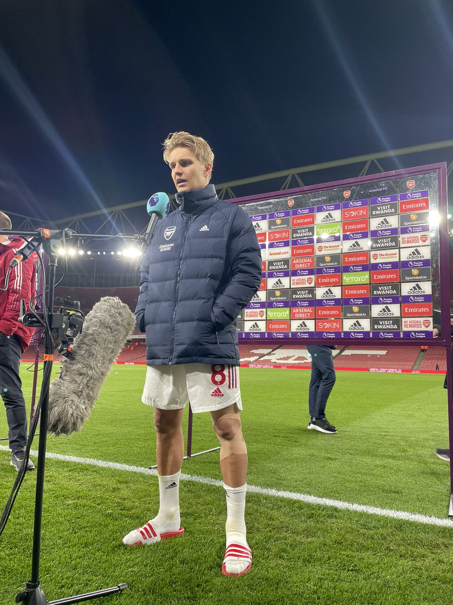 arsenalinatweet's tweet photo. #ARSLEI 

Thomas incredible, Ramsdale composed, Laca worked his socks off and Ødegaard ran the show. Thoroughly deserved the three points. https://t.co/0QHDrOfTm6