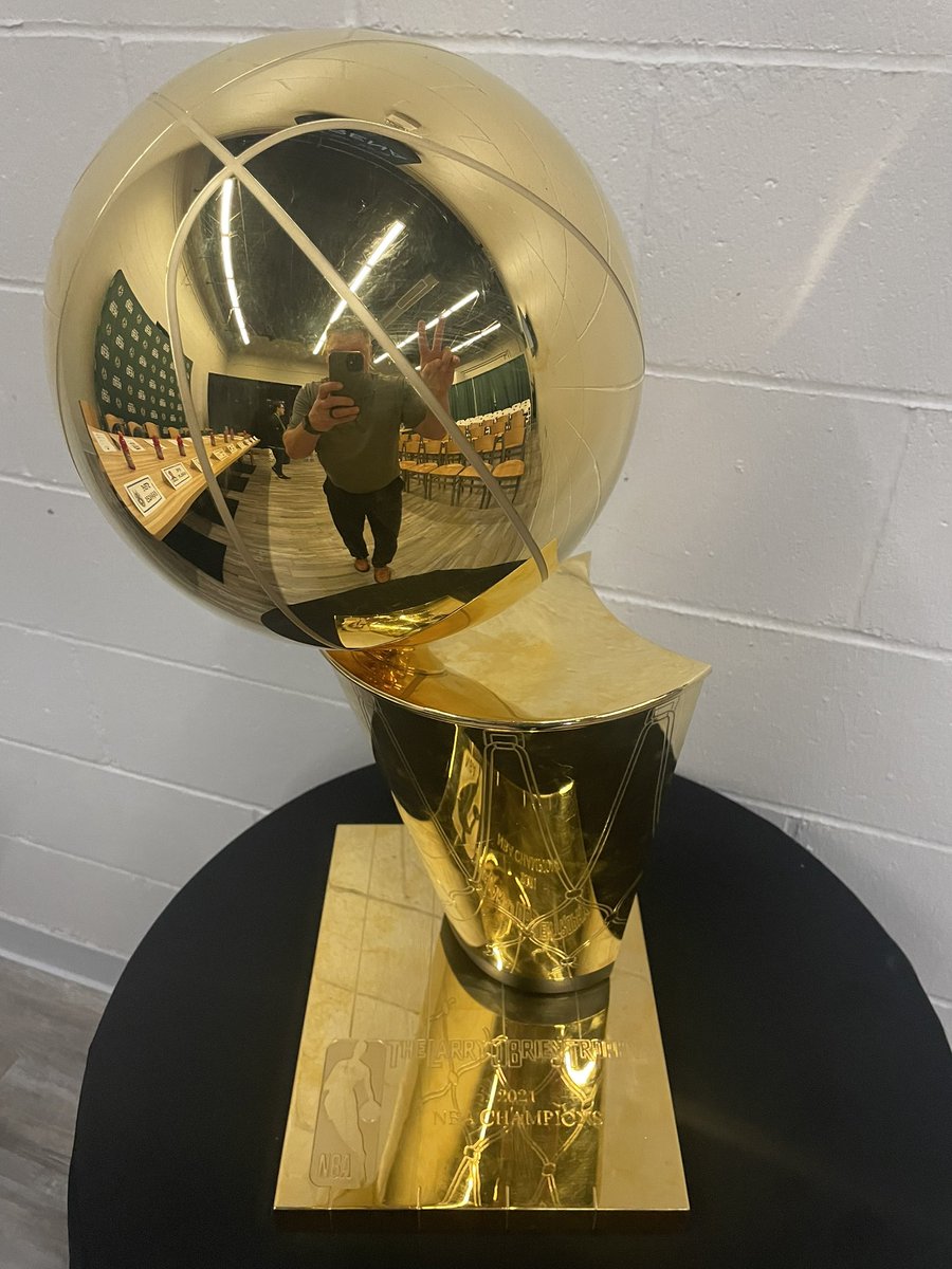 BJ_DeGroot's tweet photo. Sup #LarryB just your causal Sunday posing with the @Bucks #NBA Championship trophy! https://t.co/fh9X1HNVWk