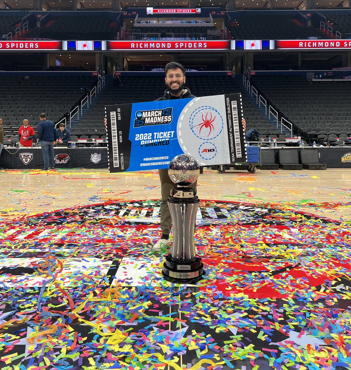 ByGeorgeGMU's tweet photo. The real winner of the tourney - @ibrizzle28 https://t.co/ixCFgBD2Vn