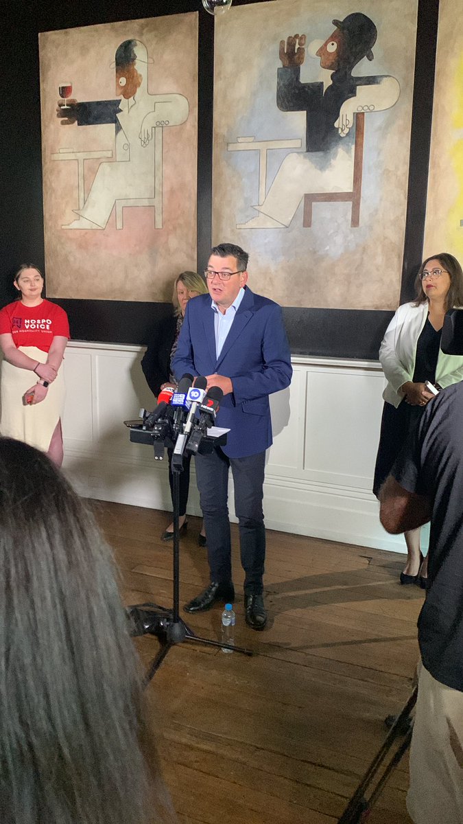 SharnelleVella's tweet photo. Premier @DanielAndrewsMP announces an Australian first casual sick pay pilot program. 150k workers will be eligible including hospo workers, supermarket and retail workers. It includes up to five days sick or carer’s pay. https://t.co/RyHKCs8wUR