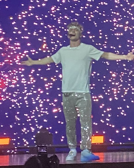 Fearles28louis's tweet photo. #LoveforJosh - @joshbeauchamp 
I can't even say how special you are to me, you inspire me every day.  thank you for being you, an amazing artist and a wonderful person.  I love you very much❤❤❤ https://t.co/4sbil1Loku