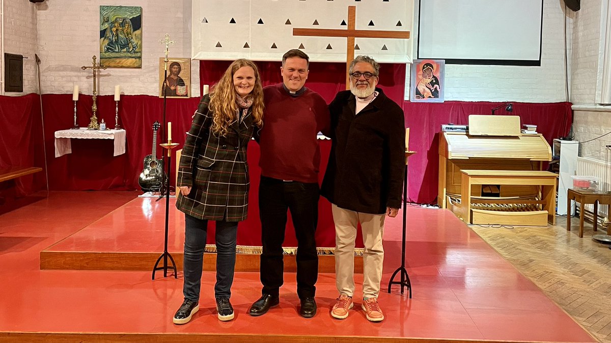 StMartin_Tours's tweet photo. Today we had the historical visit of Bishop Saulo de Barros, the first and former Bishop of the Diocese of the Amazon. 110 people were blessed by his sermon. https://t.co/ws81HIF5wL