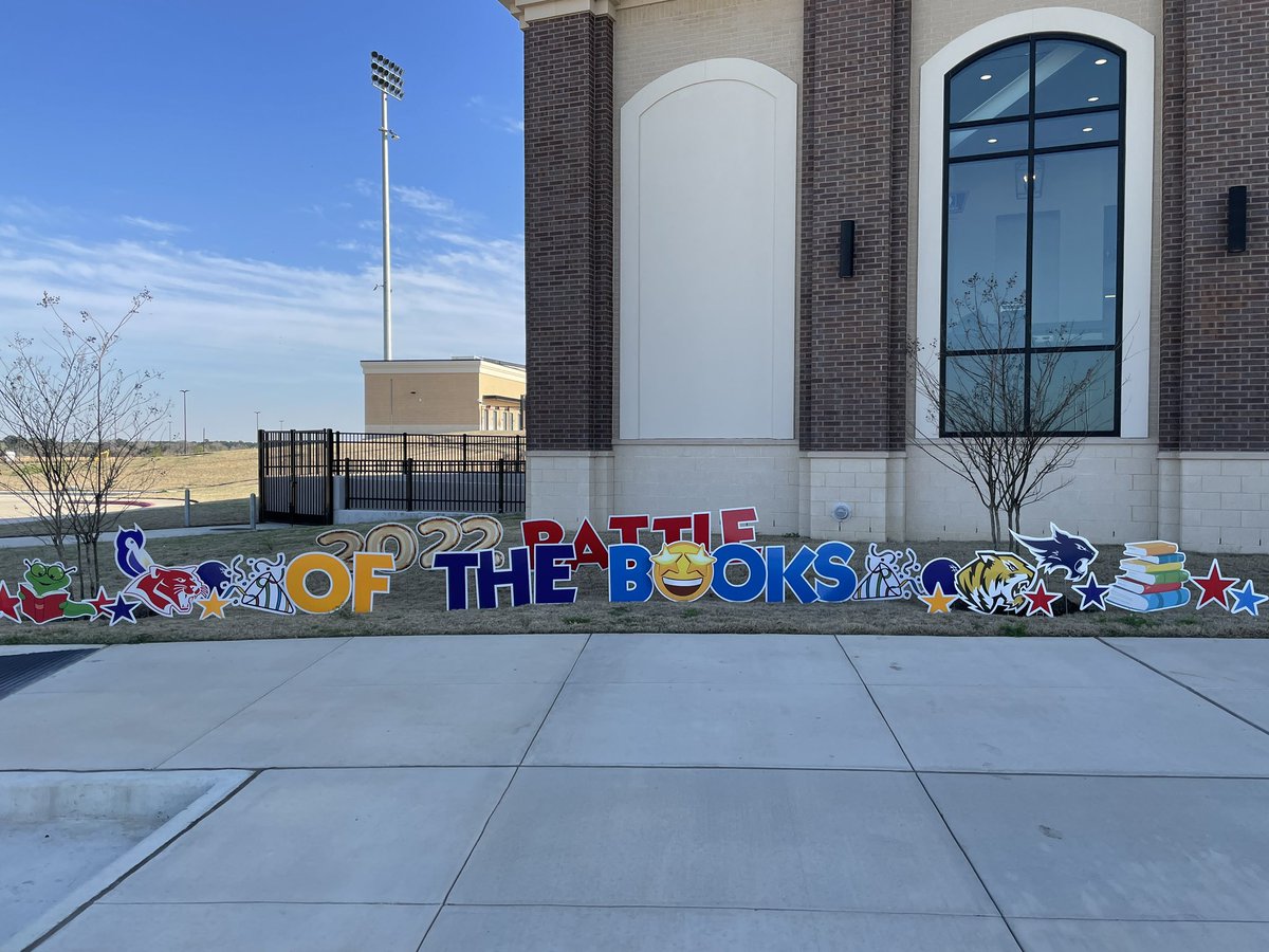 RESLibrary2's tweet photo. So proud of these @TISDRES students for all their hard work and dedication to reading this year to compete in the @TISD_Libraries Battle of the Books! https://t.co/OGPg2WUzXa