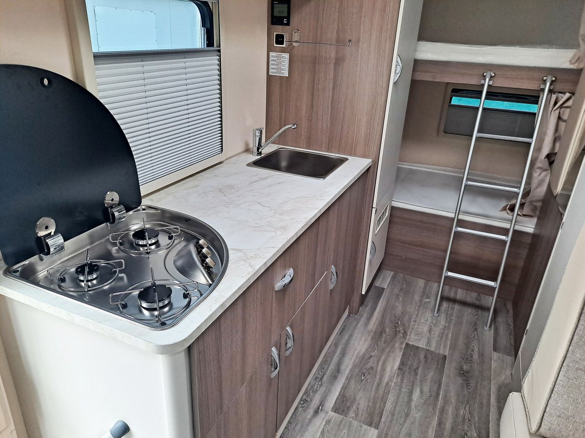 AUTOCARAVANASMA's tweet photo. FLOTA NUEVA DEL ALQUILER , MODELOS 2022 https://t.co/Cq6MBNFdyZ