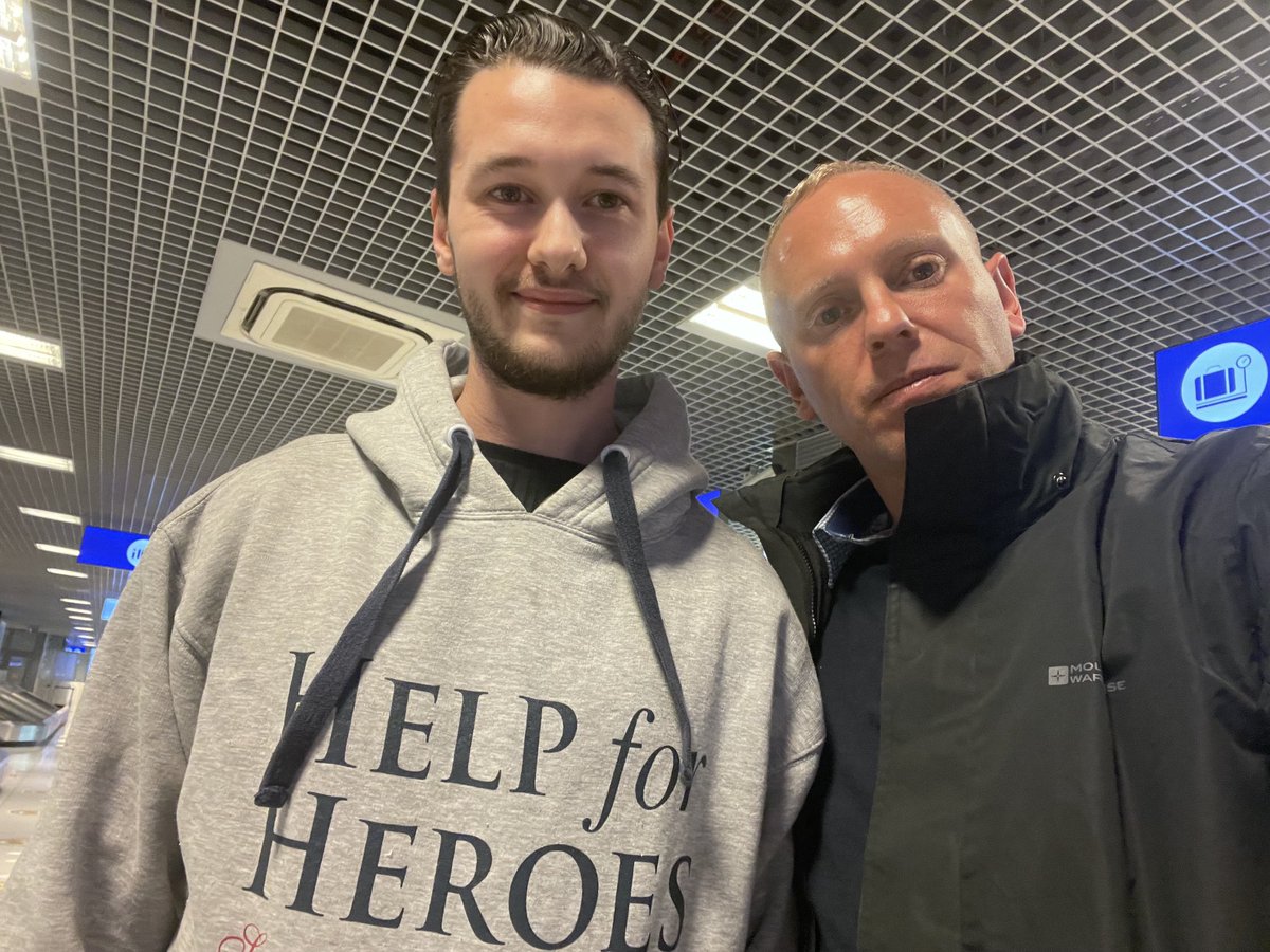 RobbieRinder's tweet image. This is Chulainn (pronounced ‘Colin’). He served in HM Armed Forces. He’s here to bring his friend’s young child (who lost his mother) to safety. 

This is the best of Britain.