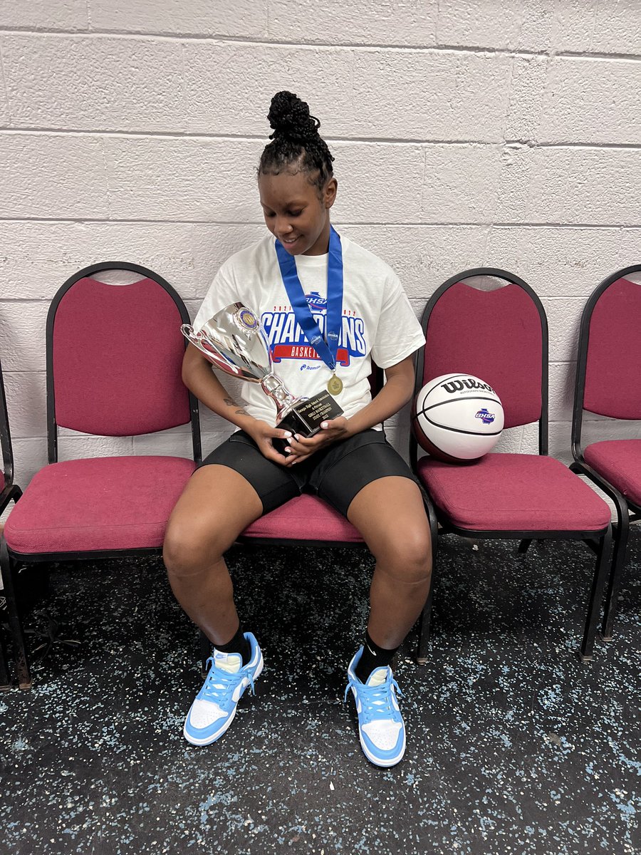 Shamaria Jennings ✞ tweet media