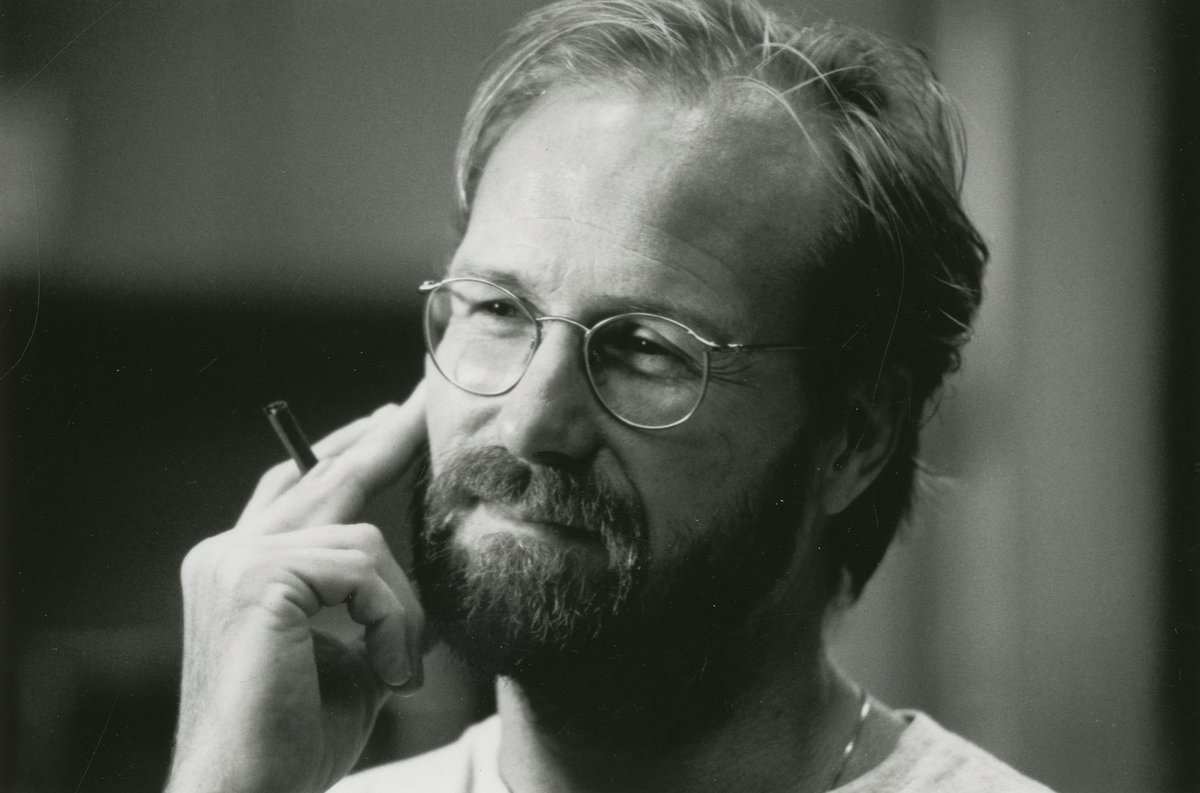eamcinema's tweet photo. Ha fallecido, a los 71 años, William Hurt (1950 -- 2022), un actorazo ganador del Oscar por «El beso de la mujer araña» (1985). Fue nominado a otras tres veces: «Hijo de un dios menor» (1986), «Al filo de la noticia» (1987) y «Una historia de violencia» (2006). https://t.co/x6Fzg4K27d