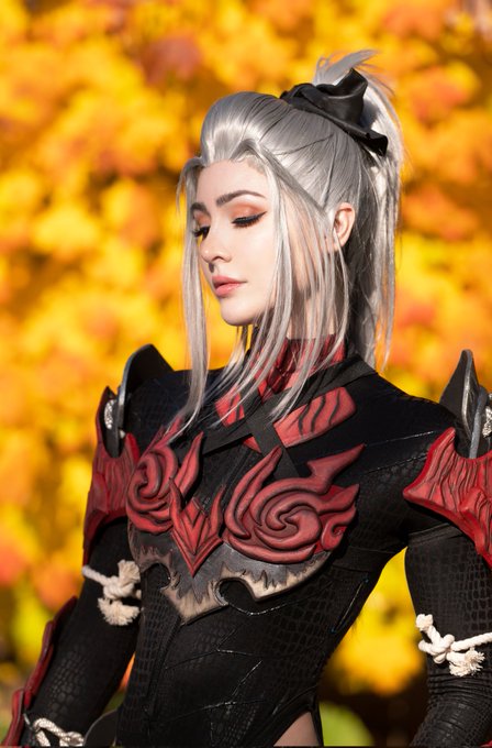 I was covered in lady bugs swarming by this tree so I guess you could say they were my kinsects 🥺 #MonsterHunter<a href="/tag/monsterhunter"class="tags"><span>#monsterhunter</span></a>