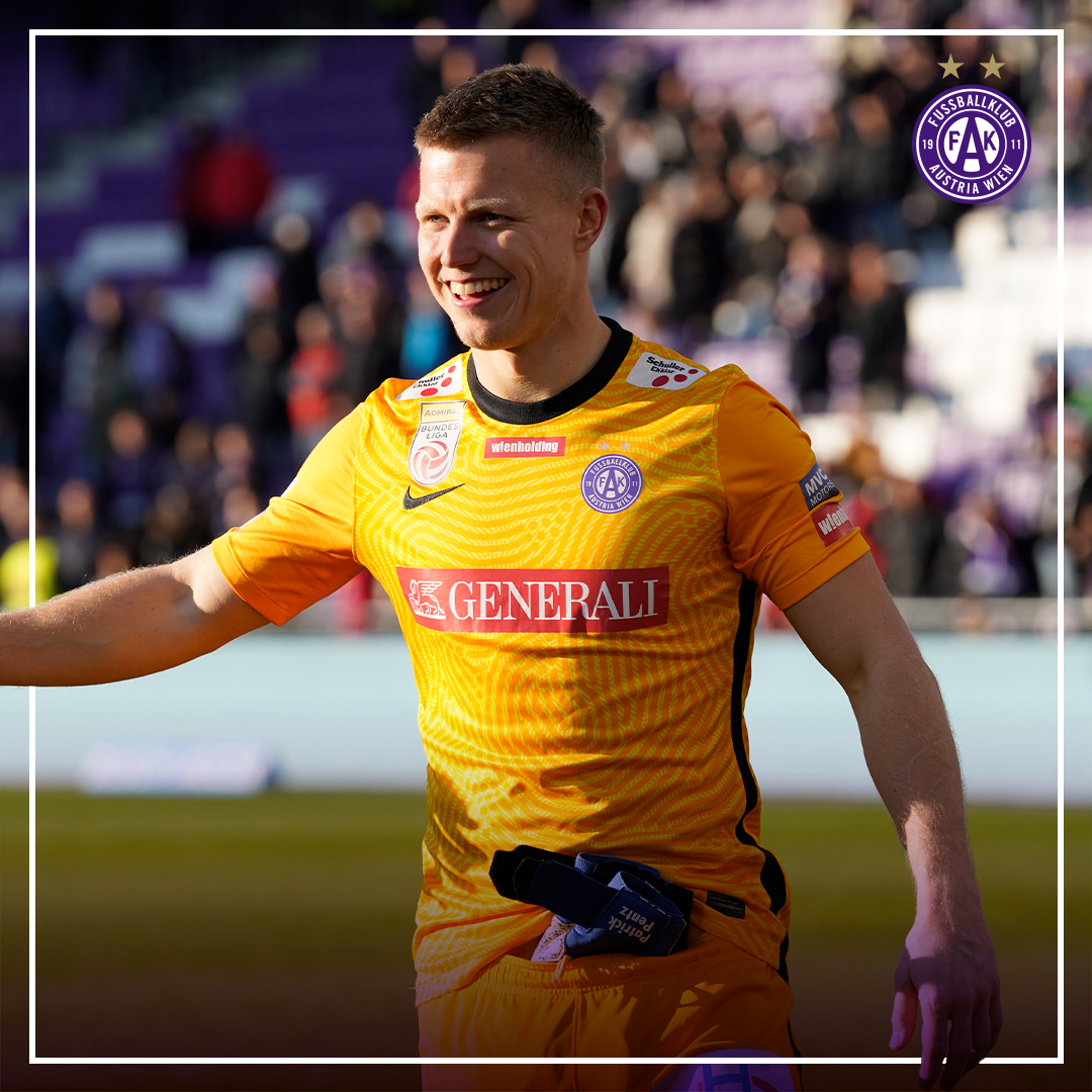 Simply 𝘁𝗵𝗲 𝗣𝗲𝗻𝘁𝘇. 🤩💜
#faklive #FAK