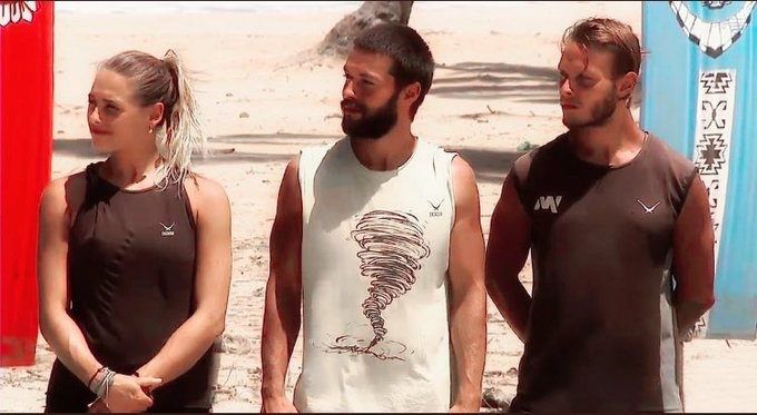 Rozi_hilmur's tweet photo. ✨Hani eski bir resme bakarken 

🐥 • @damlacan_ 
🍀• @MuratCeylanWish 
🌪• @ALLSTARhilmicem https://t.co/Od6WHZWIYA