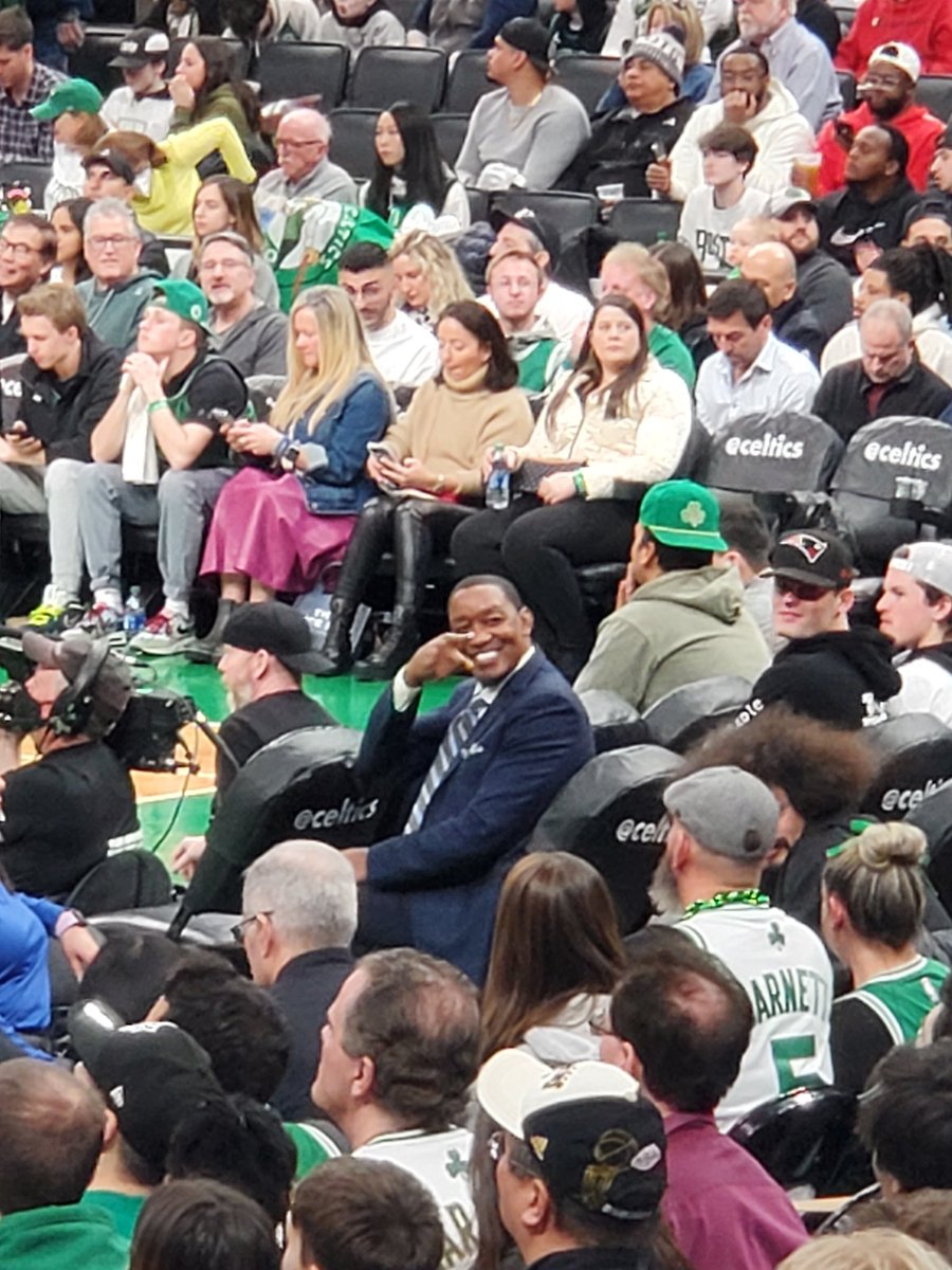 Ray Allen attends Kevin jersey retirement ceremony HoopsHype