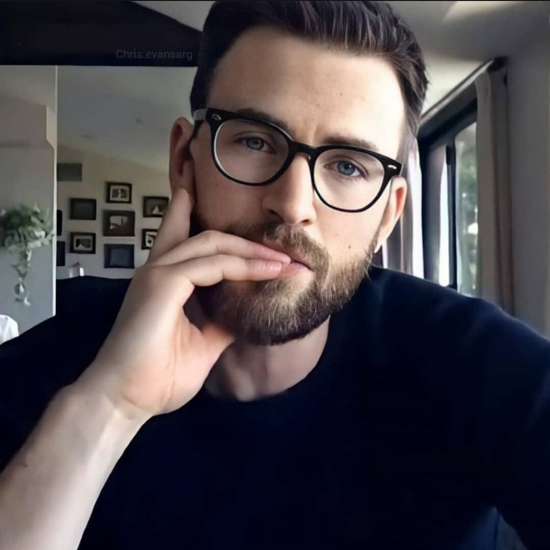 OfBrooklynism's tweet photo. Steve Rogers has Joined Tinder!

           ♡ to swipe right 
and find out if it's a match! 

      ⟳ to spread the word. https://t.co/YzUl9MRzDY