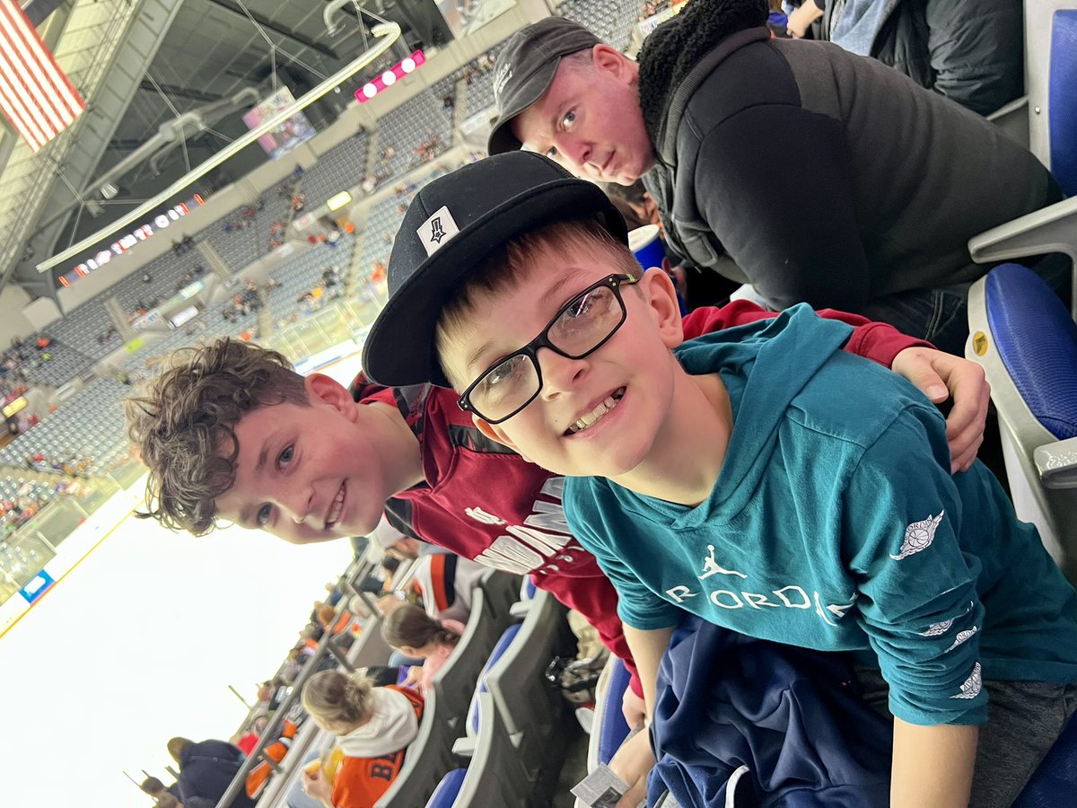 #letsgokomets

😎😎👀